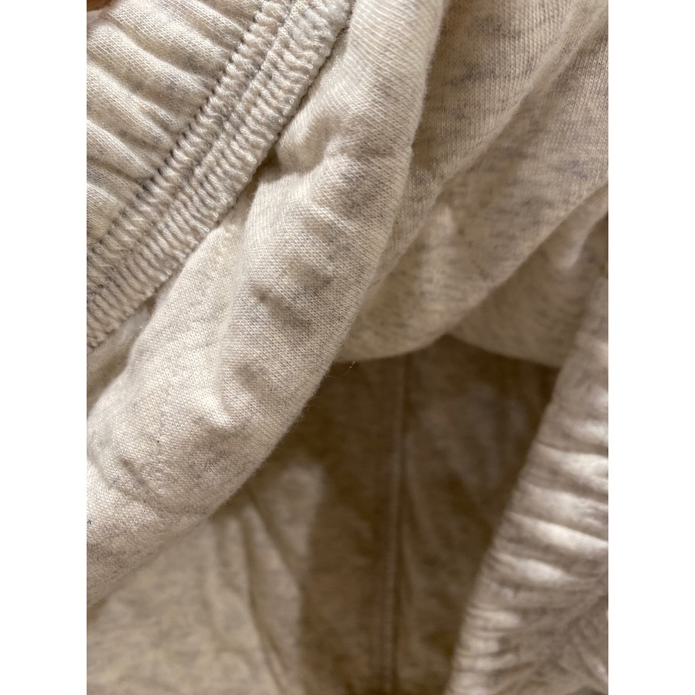 Old Navy quilted sweatshirt - Picture 5 of 9